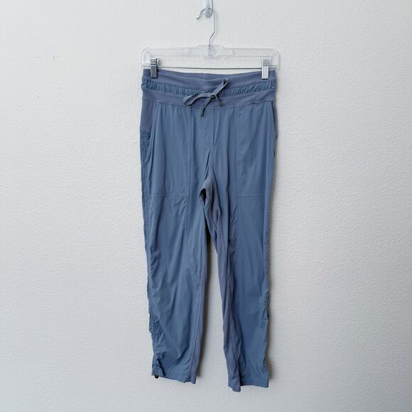 [Lululemon] Utility Blue Dance Studio Mid-Rise Cropped Pants Workout Swift Sz 4 - Picture 2 of 11